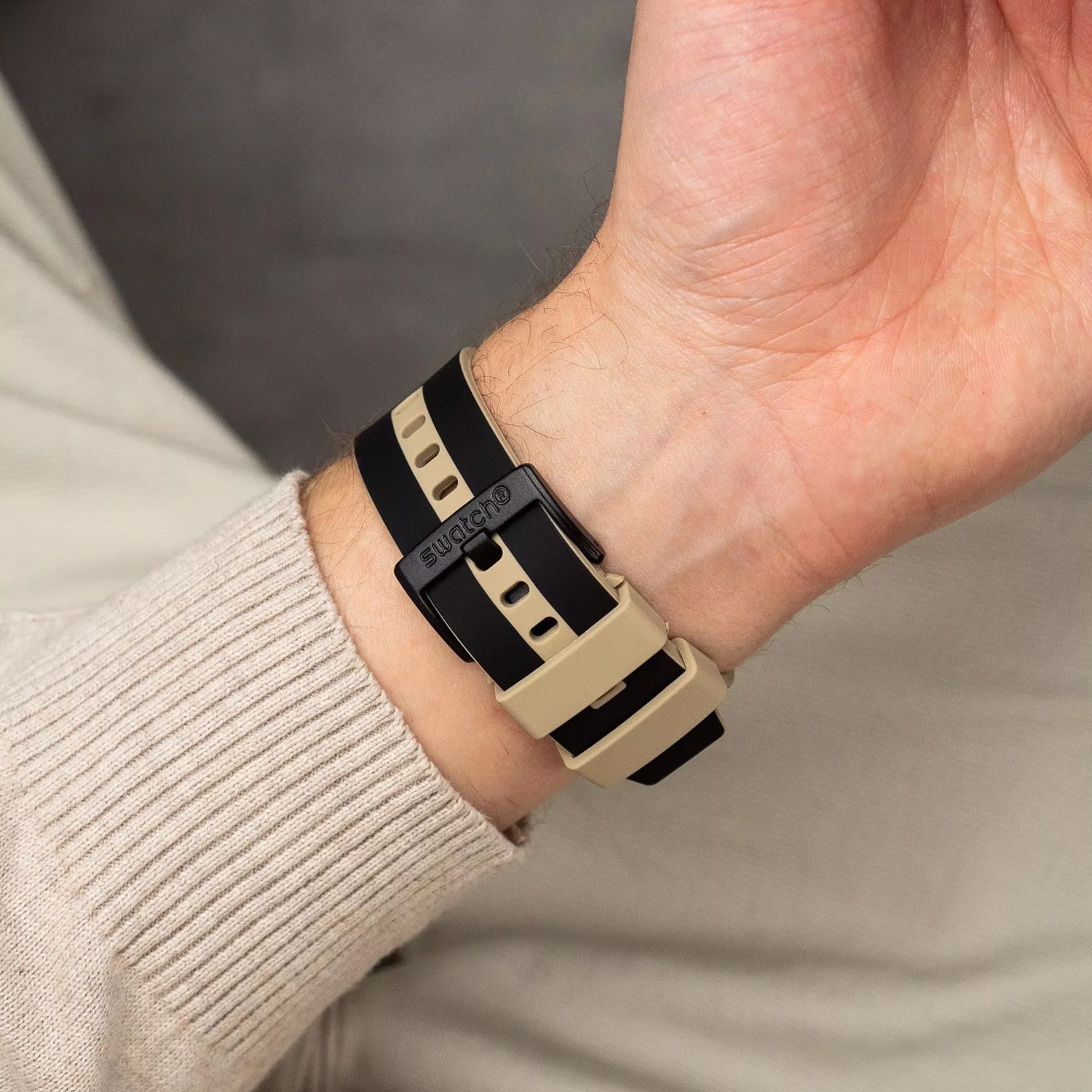 ساعت-مچی-سواچ-مدل-SB03C1004